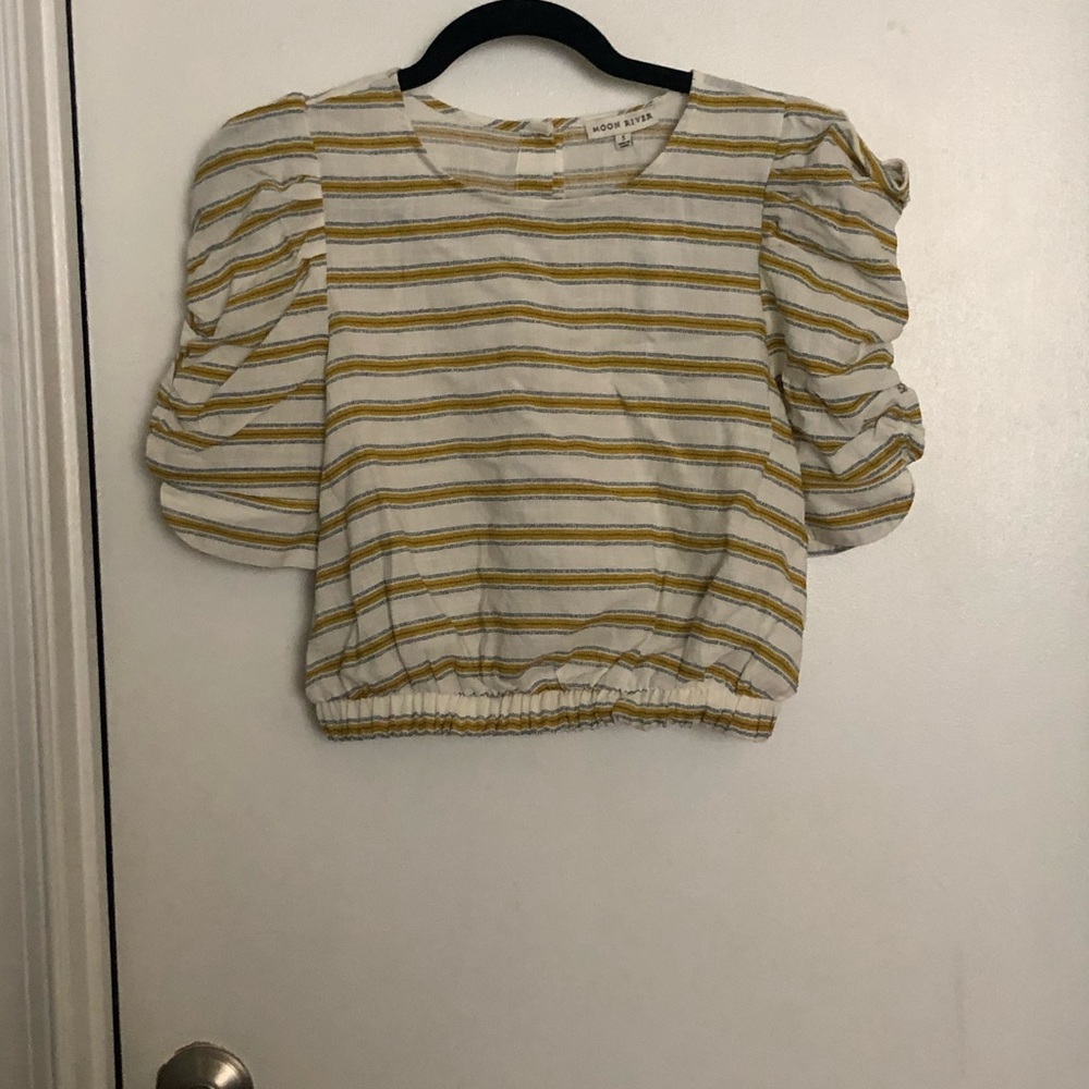 Saks 5th - new ruffle top